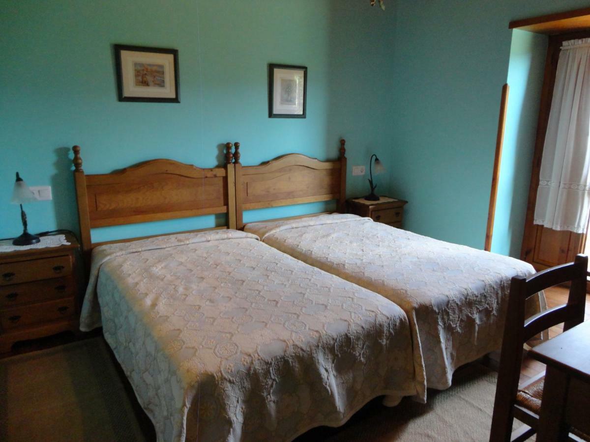 El Cantil Country house Sevares